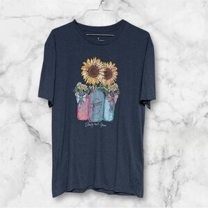 Blue t-shirt with Mason jars sunflower Floral beauty and grace Graphics sz large